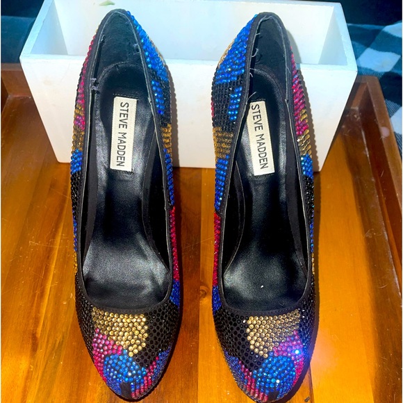 Multi colored Rhinestone heels - Picture 2 of 5